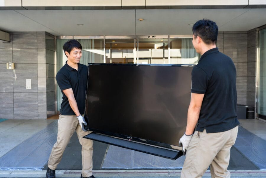 スタッフの作業